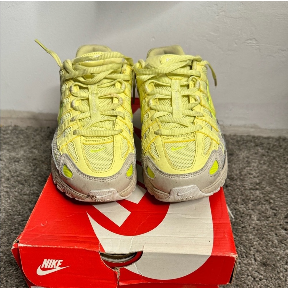 Nike Kids Yellow Sneakers
